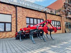 Agregat-zebowy-unia-group-cross-II-3-0-m-uprawa-uproszczona-bezorkowa-nowy-model-plac-firma-korbanek