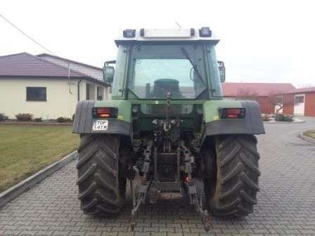 Układ zawieszenia narzędzi w używanym ciagniku rolniczym Fendt Farmer 309 