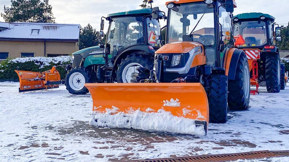 Pług do śniegu do traktorka