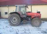 Prawa strona traktora Massey Ferguson 3690