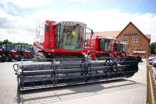 Kombajn zbożowy Massey-Ferguson Delta