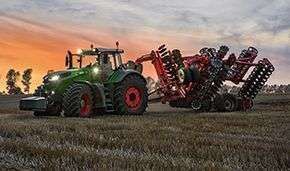 Ciągnik rolniczy Fendt 1000 Vario S4