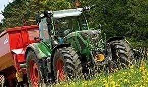 Ciągnik rolniczy Fendt 700 Vario Profi Plus