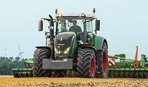 Fendt 800 Vario S4 w pracy polowej