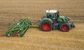 Ciągnik rolniczy Fendt 800 Vario Profi Plus