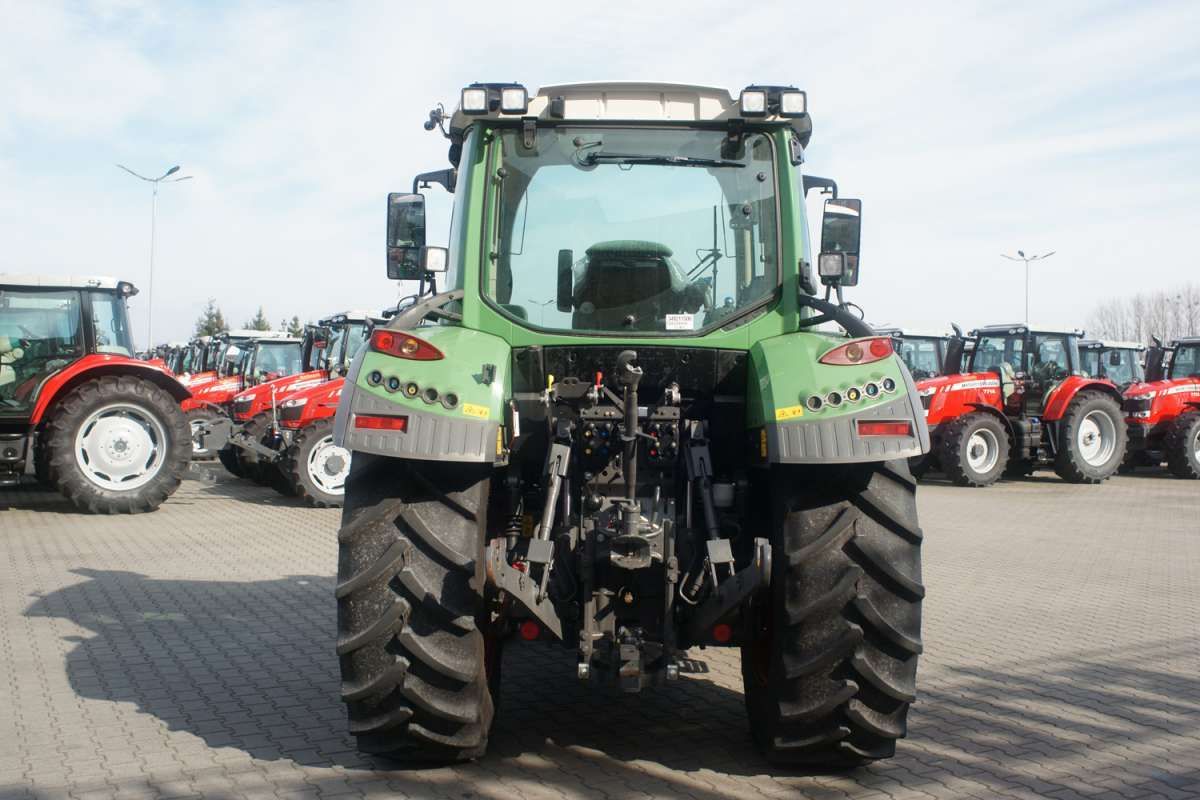 Tylny TUZ ciągnik Fendt 300 Vario S4