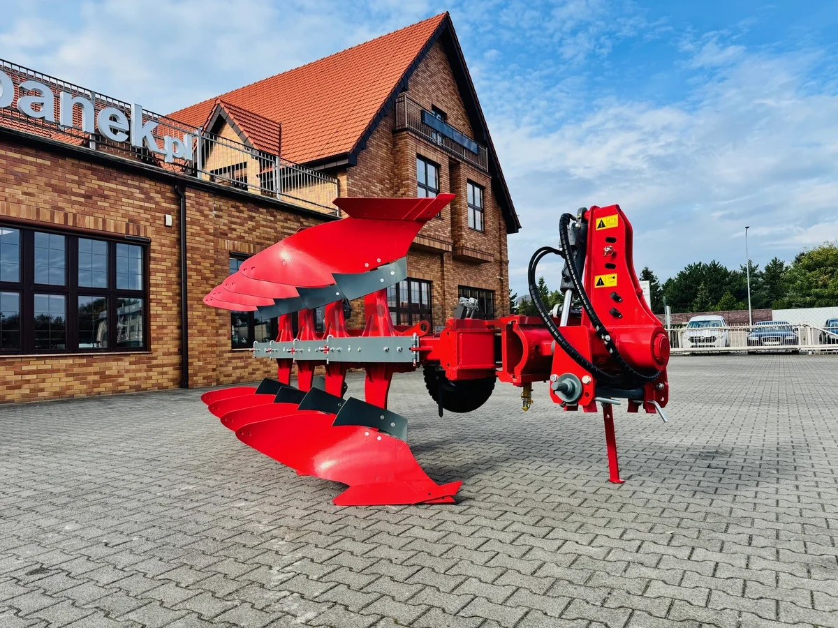 Pług obracalny zawieszany Unia IBIS VARIO S 4