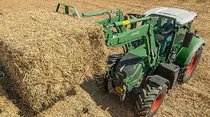 Ładowacz czołowy Fendt Ładowacz czołowy Fendt podczas pracy