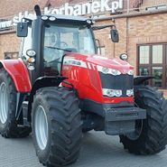 nowy ciągnik rolniczy Massey Ferguson 7700 zdjęcie z przodu od prawej strony