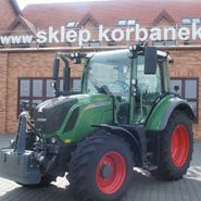 Ciągnik Fendt 300 z obciążnikiem ze skrzynią Vario