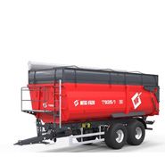 Przyczepa rolnicza skorupowa firmy Metal-Fach Sokółka typ T935/2 z plandeką