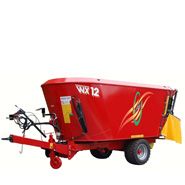 Zdjęcie przedstawiające wozy paszowe WX z firmy Metaltech, sprzedawane przez korbanek.pl.