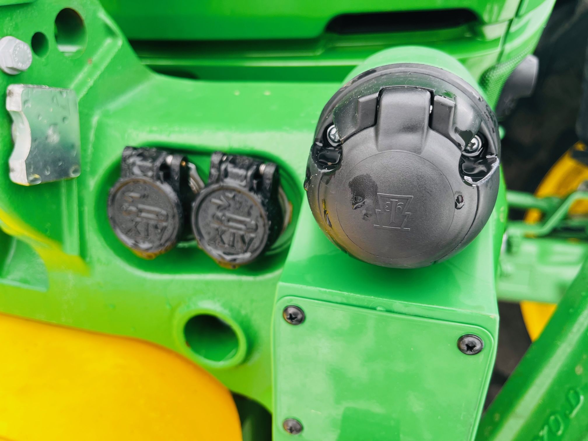 Ciągnik rolniczy John Deere 6R 195KM Ciągnik rolniczy John Deere 6R 195KM