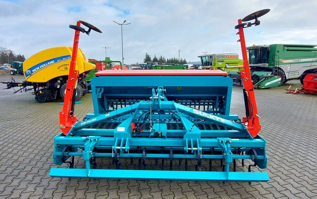 Siewnik zbożowy mechaniczny bierny SULKY 3m z agregatem 2015 Siewnik zbożowy mechaniczny SULKY 3m z agregatem 2015
