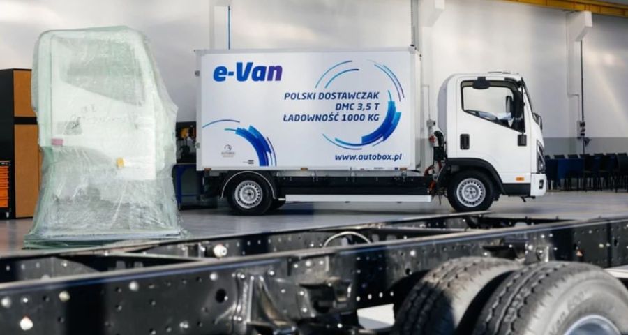 Polski e-van z chińską kabiną Foton.