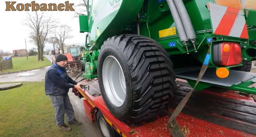 Pan Daroiusz zdecydował się na zakup prasy McHale V6 750 od Korbanek