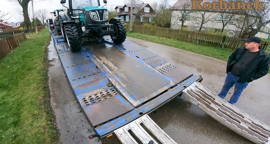 Pan Jan z miejscowości Koryciski zakupił ciagnik Arbos 3065 od Korbanek