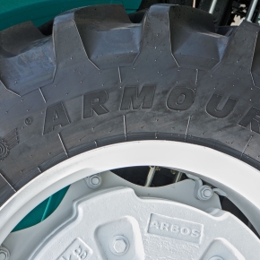 Arbos 3065 ROPS - ogumienie
