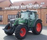 Fendt 200 na tle firmy korbanek