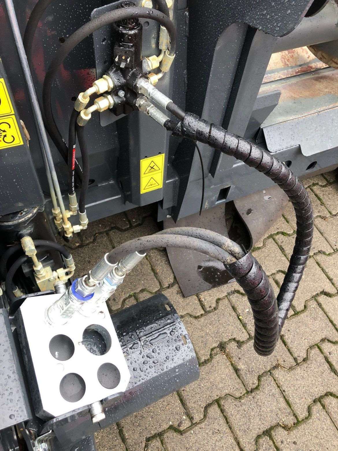 Przystawka do kukurydzy Capello multizłącze hydrauliczne
