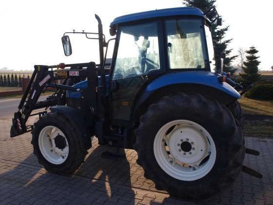 Ciągnik rolniczy New Holland TD 70 1540 mth