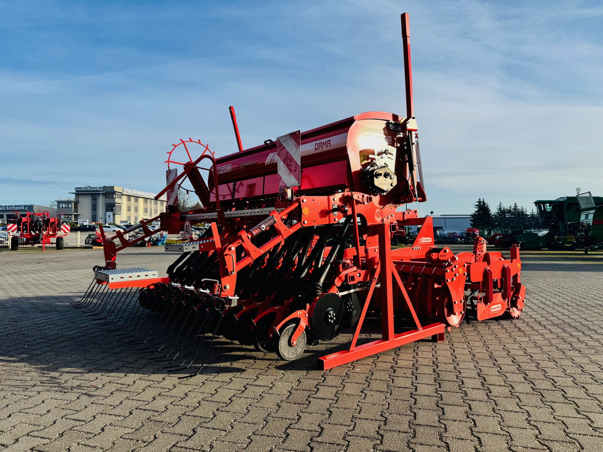 Agregat-uprawowo-siewny-zestaw-uprawowy-3-0-maschio-gaspardo-plac-firma-korbanek