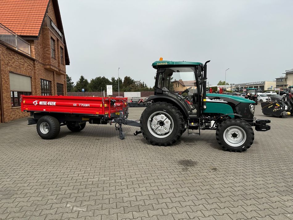 Ciągnik rolniczy Arbos 3065 w promocji z przyczepą Metal-Fach