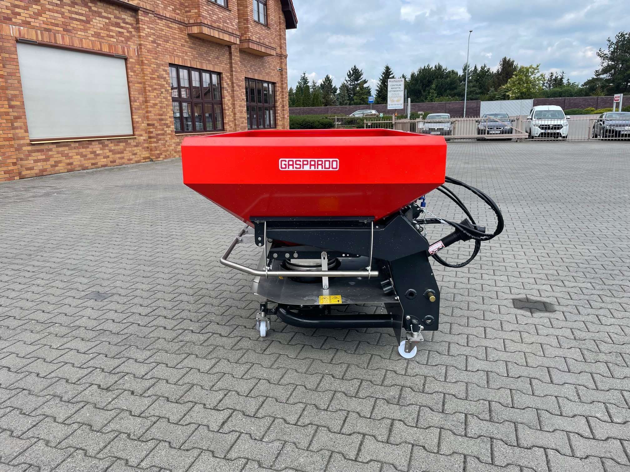 Rozsiewacz Maschio Gaspardo Zeno 18
