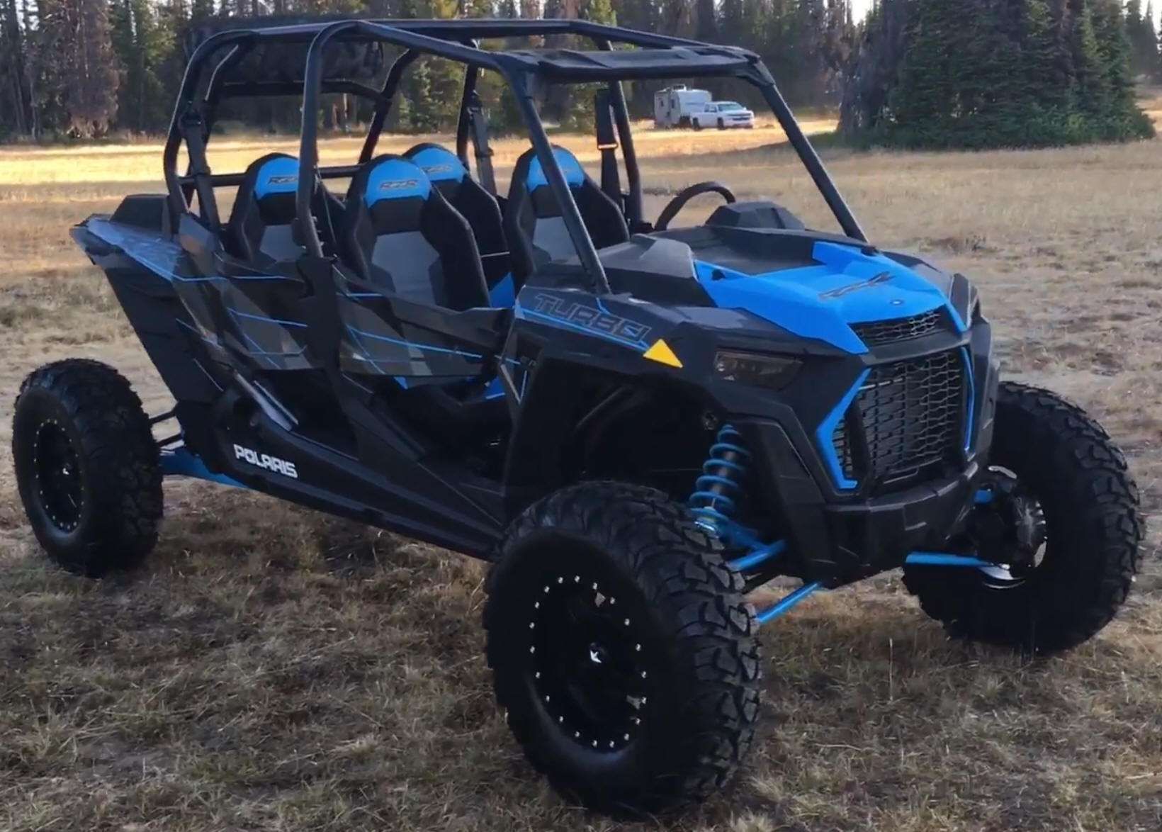 quad RZR Polaris Turbo 184 KM wersja niebieska atv dla czterech osób korbanek.pl