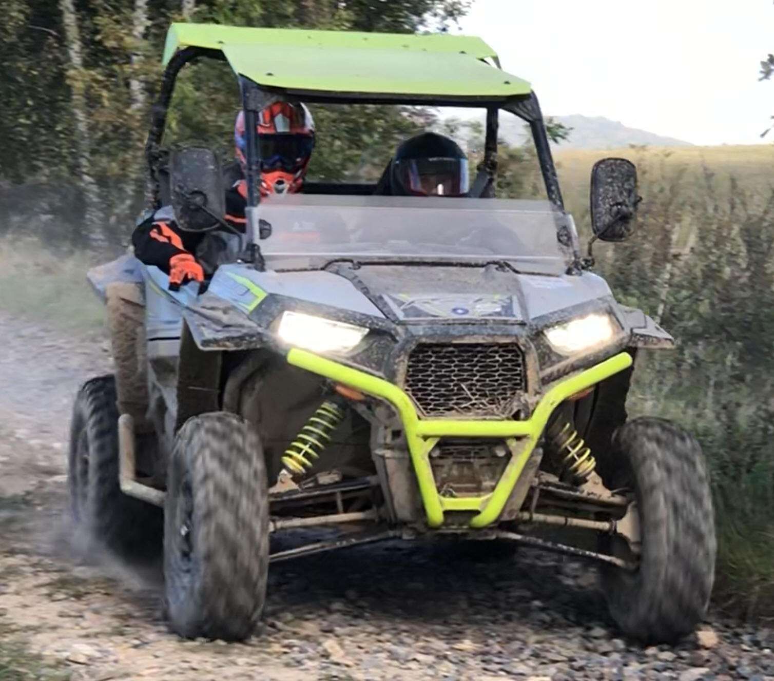 ATV Polaris RZR 900 EPS felgi aluminiowe quad kolor czarny klasyczna kierownica