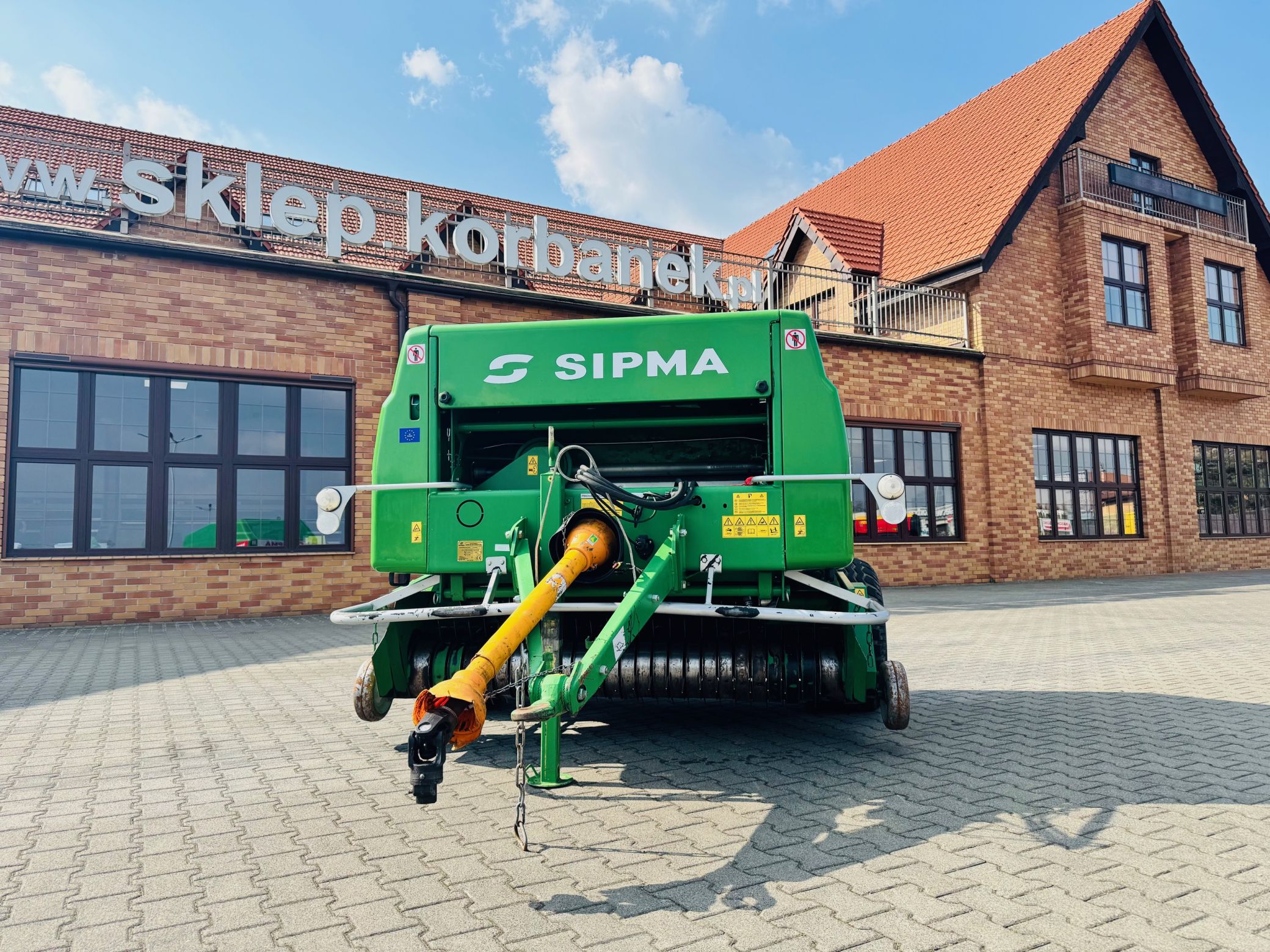 Prasa-sipma-PS-1221-FARMA-PLUS-stalokomorowa-walcowo-lancuchowa-plac-korbanek