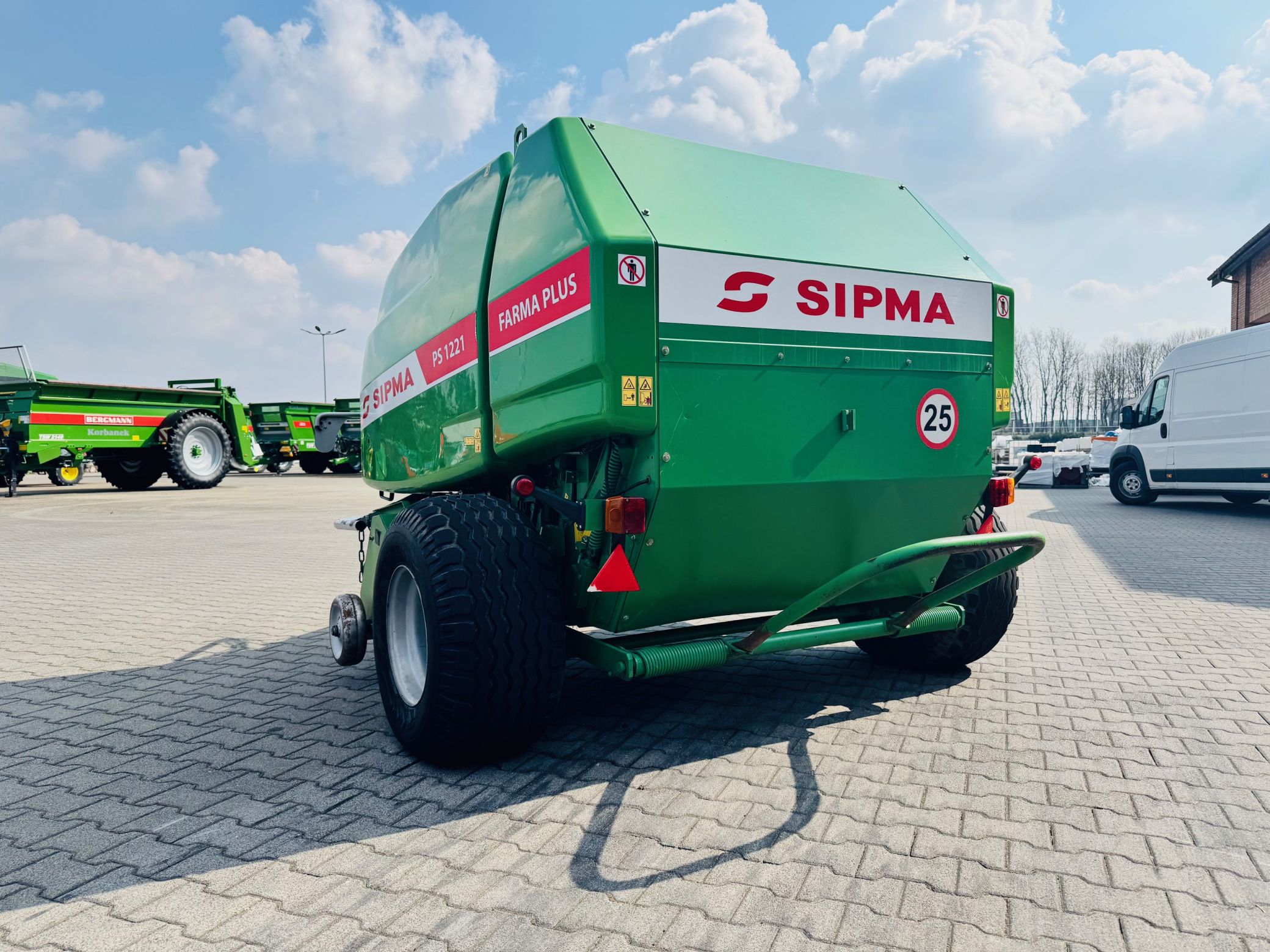 Prasa-sipma-PS-1221-FARMA-PLUS-stalokomorowa-walcowo-lancuchowa-plac-korbanek
