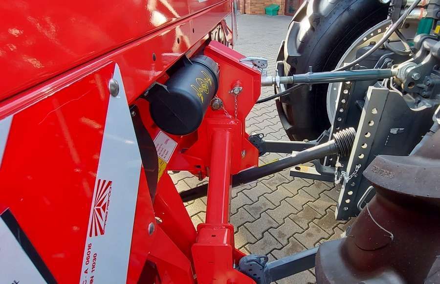 Rozsiewacz dwutarczowy do nawozu Maschio Gaspardo EW 213 ISOTRONIC