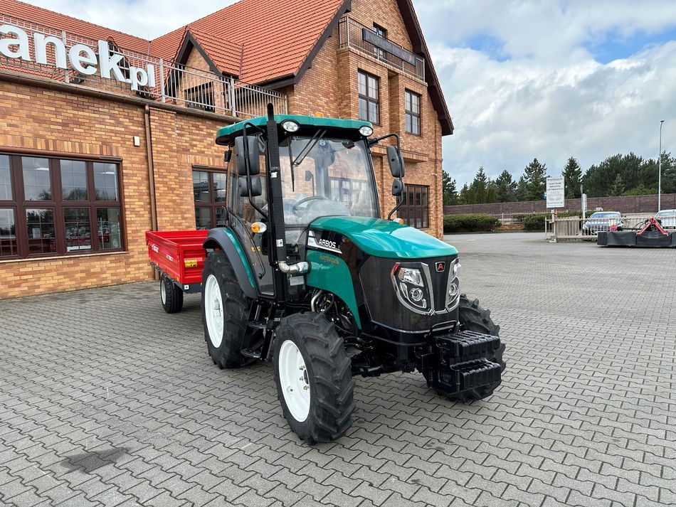 Ciągnik rolniczy Arbos 3055 w promocji z przyczepą Metal-Fach