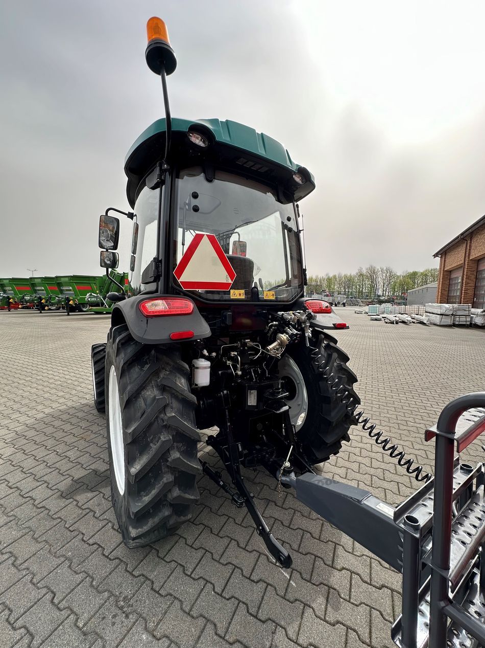 Tył ciągnika Arbos 3075 