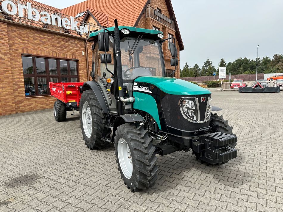 Ciągnik rolniczy Arbos 3065 w promocji z przyczepą Metal-Fach
