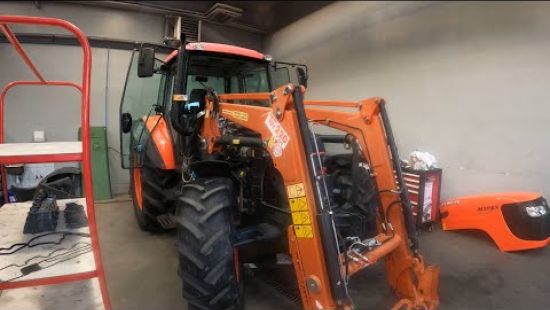 Embedded thumbnail for Kubota M108S - Koszmarna? regulacja luzów zaworowych co 800 godz to problem?