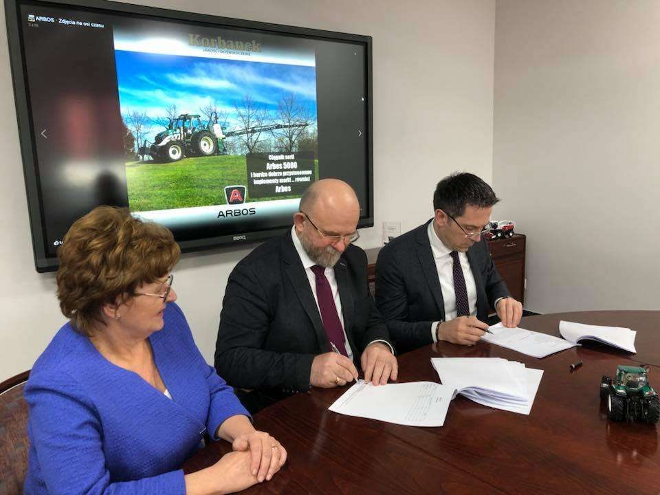 Porozumienie Henryka i Pawel Korbanek Arbos Porozumienie wspolpracy miedzy Henryka i Pawel Korbanek a Massimo Zubelli
