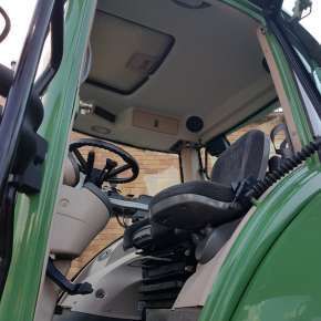 Komfortowa kabina w Fendt 800 Vario 