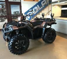 Polaris Sportsman XP 1000 LE FALCON kolor miedziany wyciągarka 2500 LB linka stalowa napęd 4x4 2x4 ADC kontrola zjazdu EPS wspomaganie kierownicy opony Vipr Maxxis felgi aluminiowe 