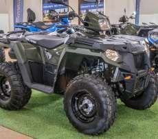 Polaris Sportsman 570 felgi stalowe kolor zielony napęd 4x4 2x4 dodatkowy reflektor w kierownicy lusterka boczne 