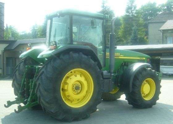 John Deere 8310 230 KM widok na bok oraz tył korbanek.pl tuz tylny