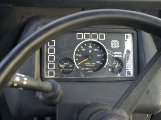 Wyświetlacz w kabinie ciągnika Lamborghini Runner 350 A