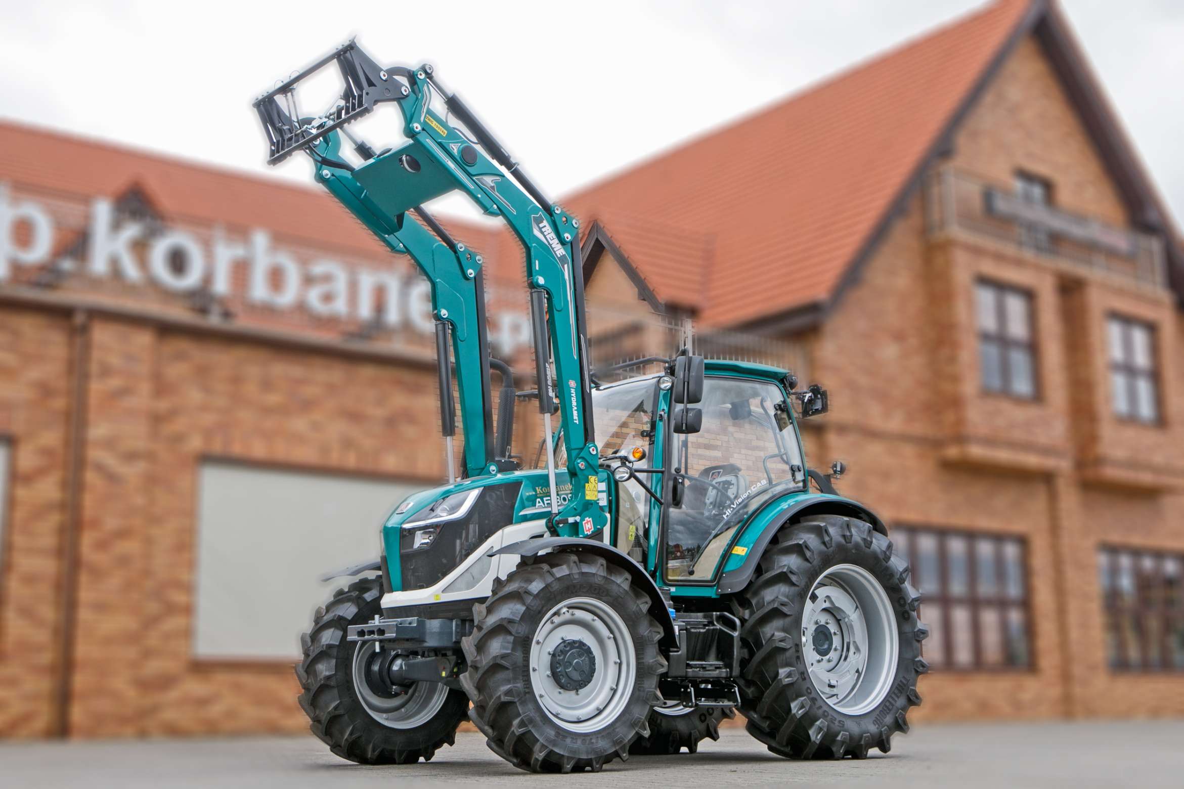 Arbos 5130 Advanced z uniesiowym ładowaczem Hydramet Xtreme 2