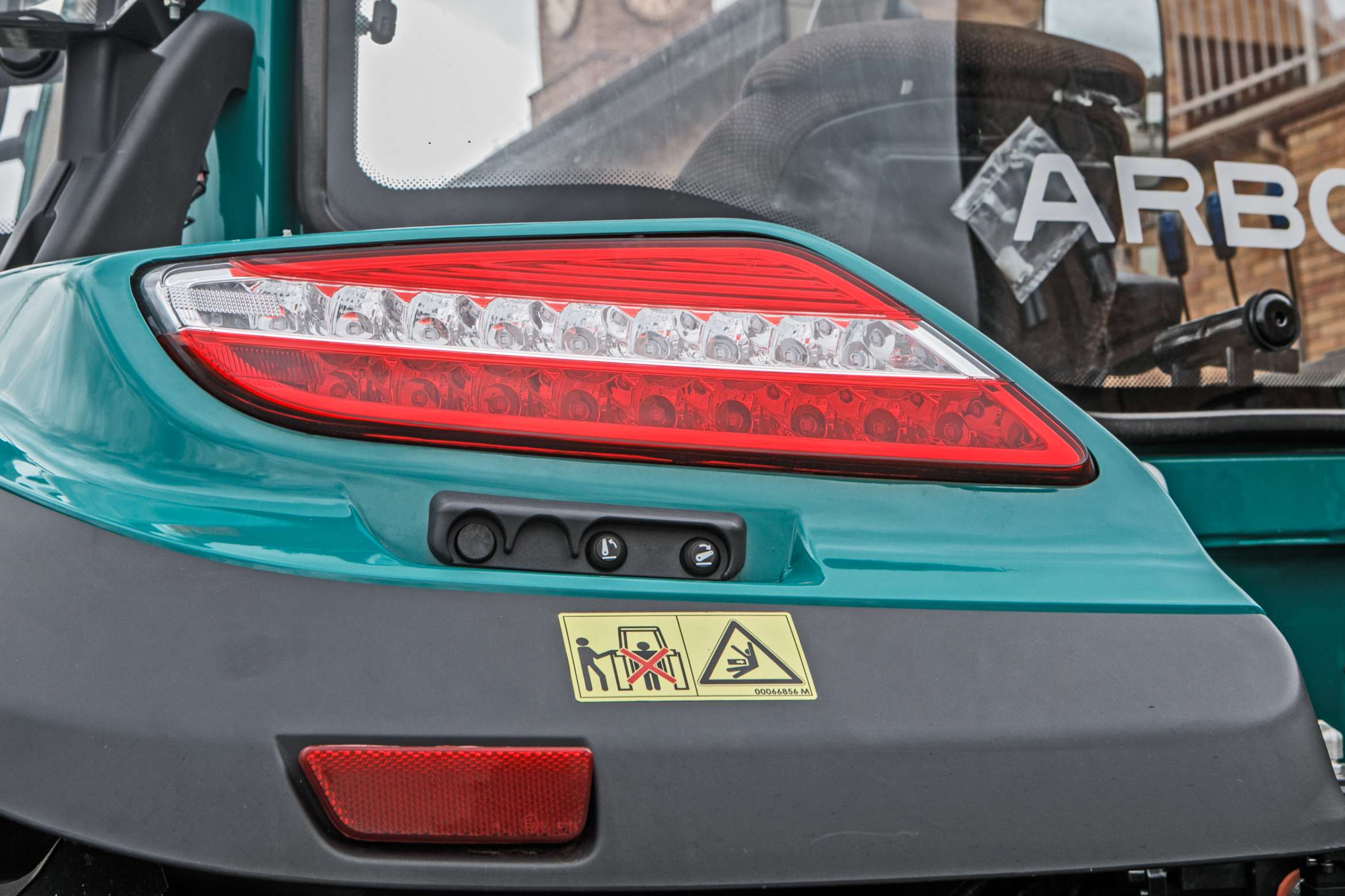 Lewa tylna lampa ciągnika Arbos 5130 Advanced