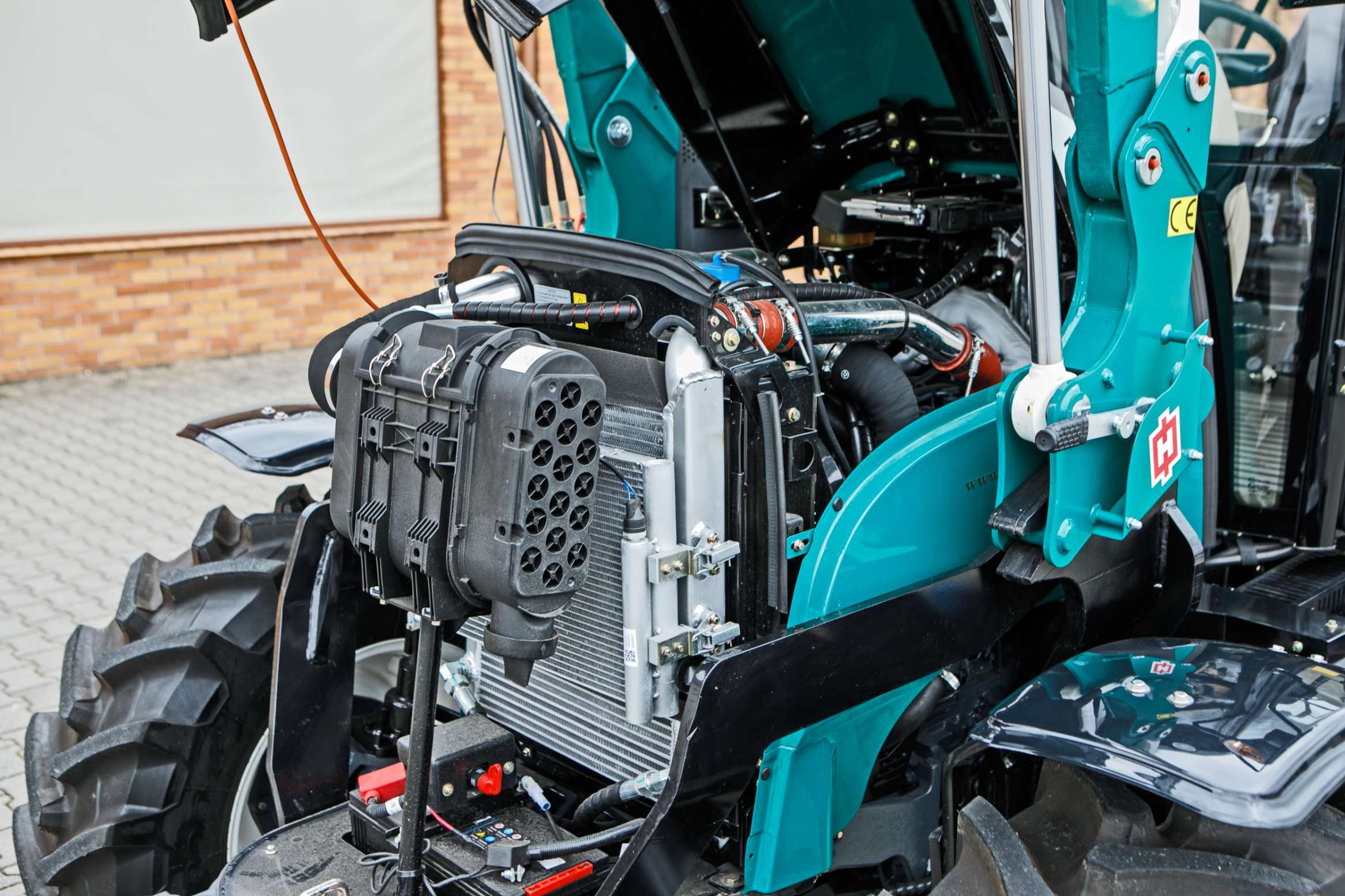 Silnik marki Doosan ciągnika rolniczego Arbos 4110