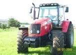 Ciągnik Massey Ferguson 7480 z przednim obciążnikiem