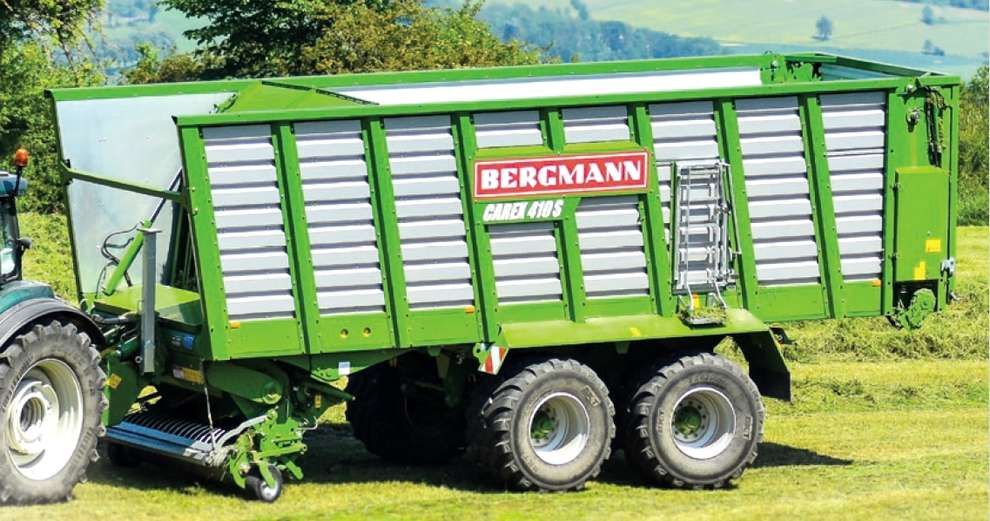 Przyczepa samozbierająca Bergmann CAREX 410 S