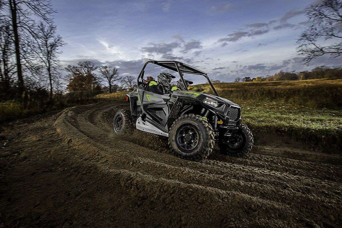 mały quad z ramą Polaris RZR 900 w terenie korbanek.pl mały quad z ramą Polaris RZR 900 w terenie