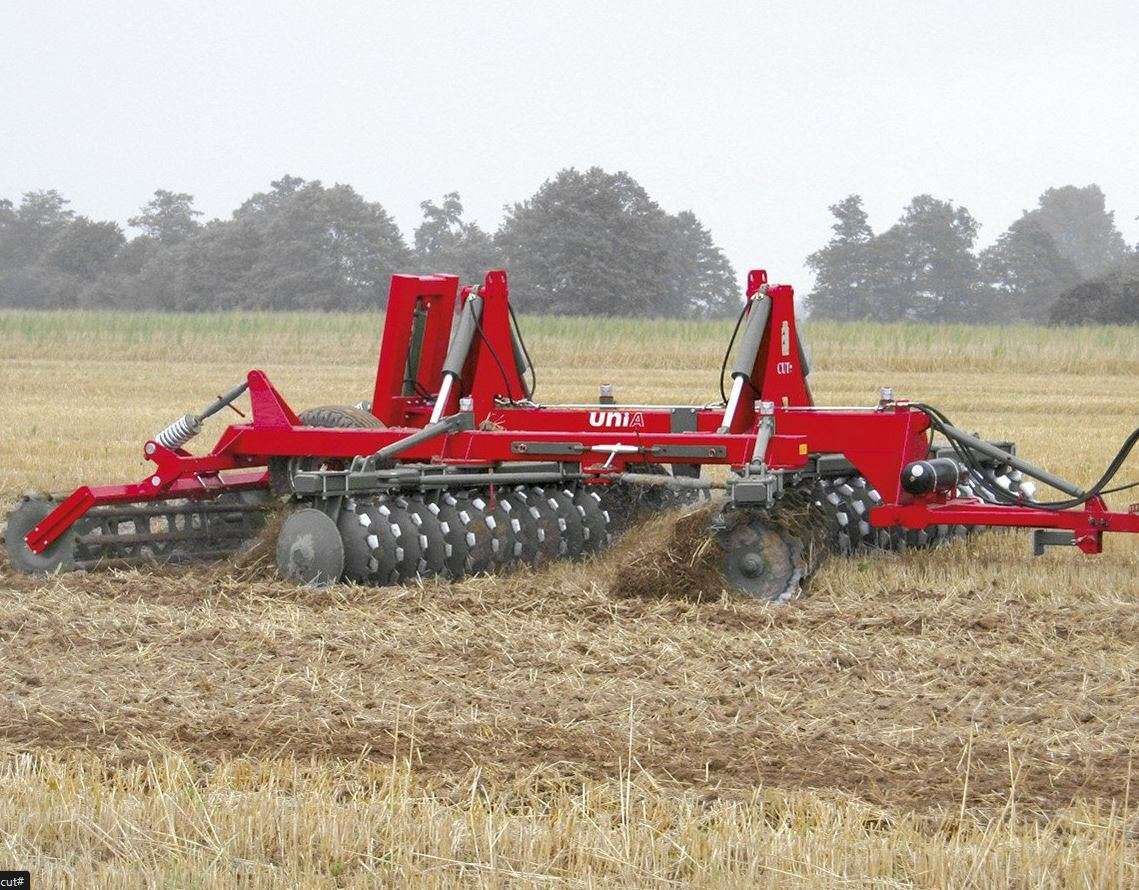 Rostselmash Vector 425 spręzyny odpowiedzialne za mechaniczne kopiowanie terenu